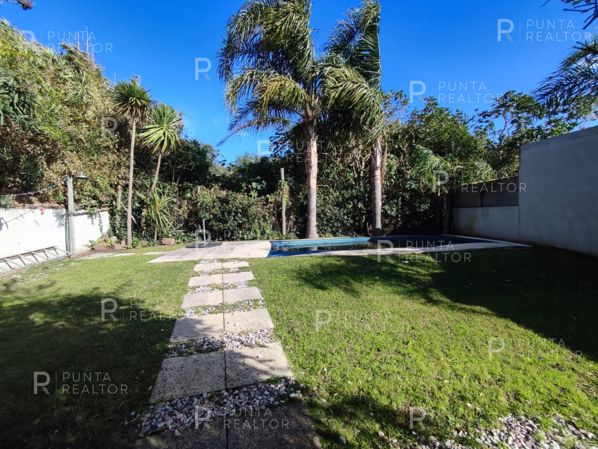 Casa ID.1786 - Casa en alquiler en La Posta del Cangrejo, La Barra, Uruguay