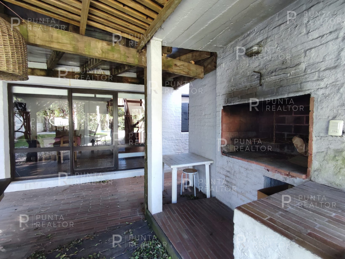 Casa ID.1786 - Casa en alquiler en La Posta del Cangrejo, La Barra, Uruguay