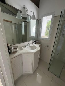 hermosa casa en venta en montoya a solo pasos de la playa, punta del este. - jpa7700c