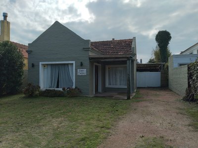Casa en venta de 3 dormitorios en La Barra, Punta del Este.