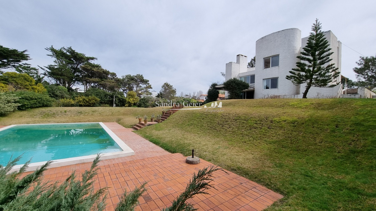 Casa ID.1261 - Casa en Rincón del Indio, 3 dormitorios *