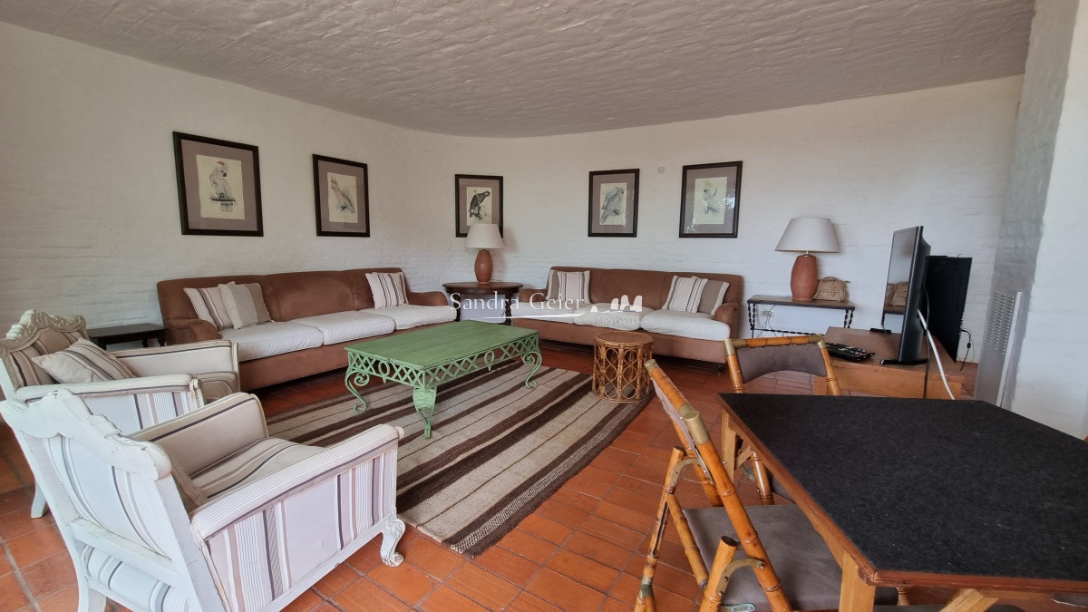 Casa ID.1261 - Casa en Rincón del Indio, 3 dormitorios *
