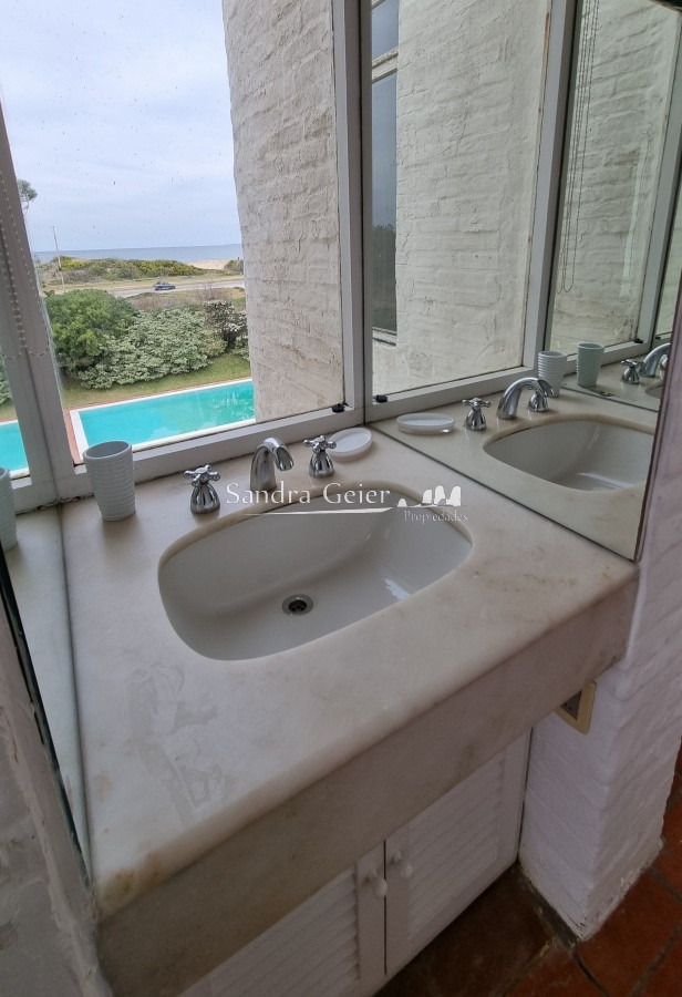 Casa ID.1261 - Casa en Rincón del Indio, 3 dormitorios *
