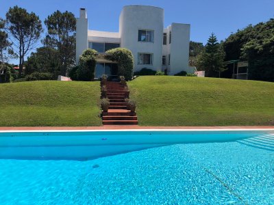 Casa ID.1261 - Casa en Rincón del Indio, 3 dormitorios *