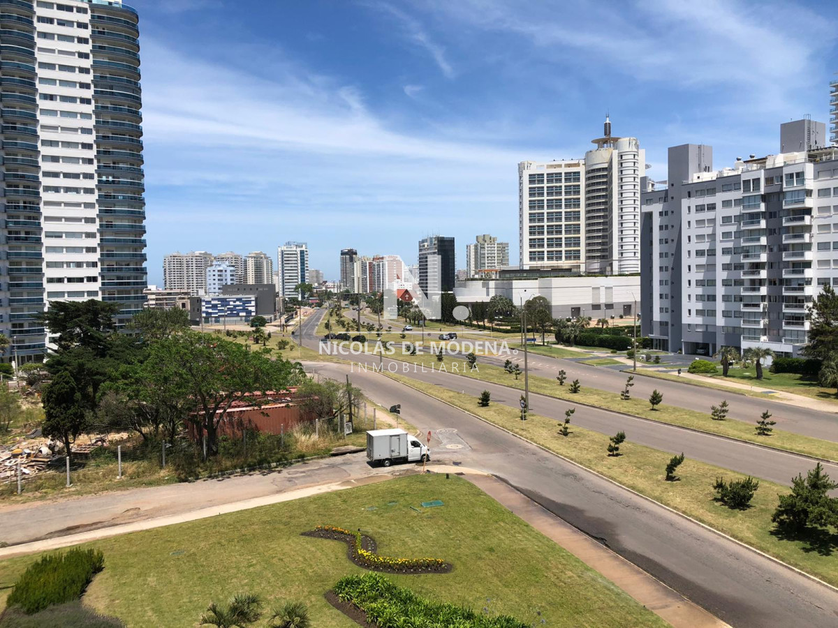 Mansa - GoPunta - Portal Inmobiliario de Punta del Este - Maldonado