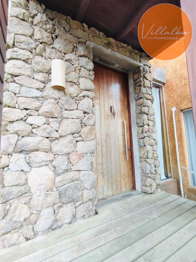Casa ID.1728 - Espectacular casa en Montoya a metros del mar, amplia, cómoda, segura!