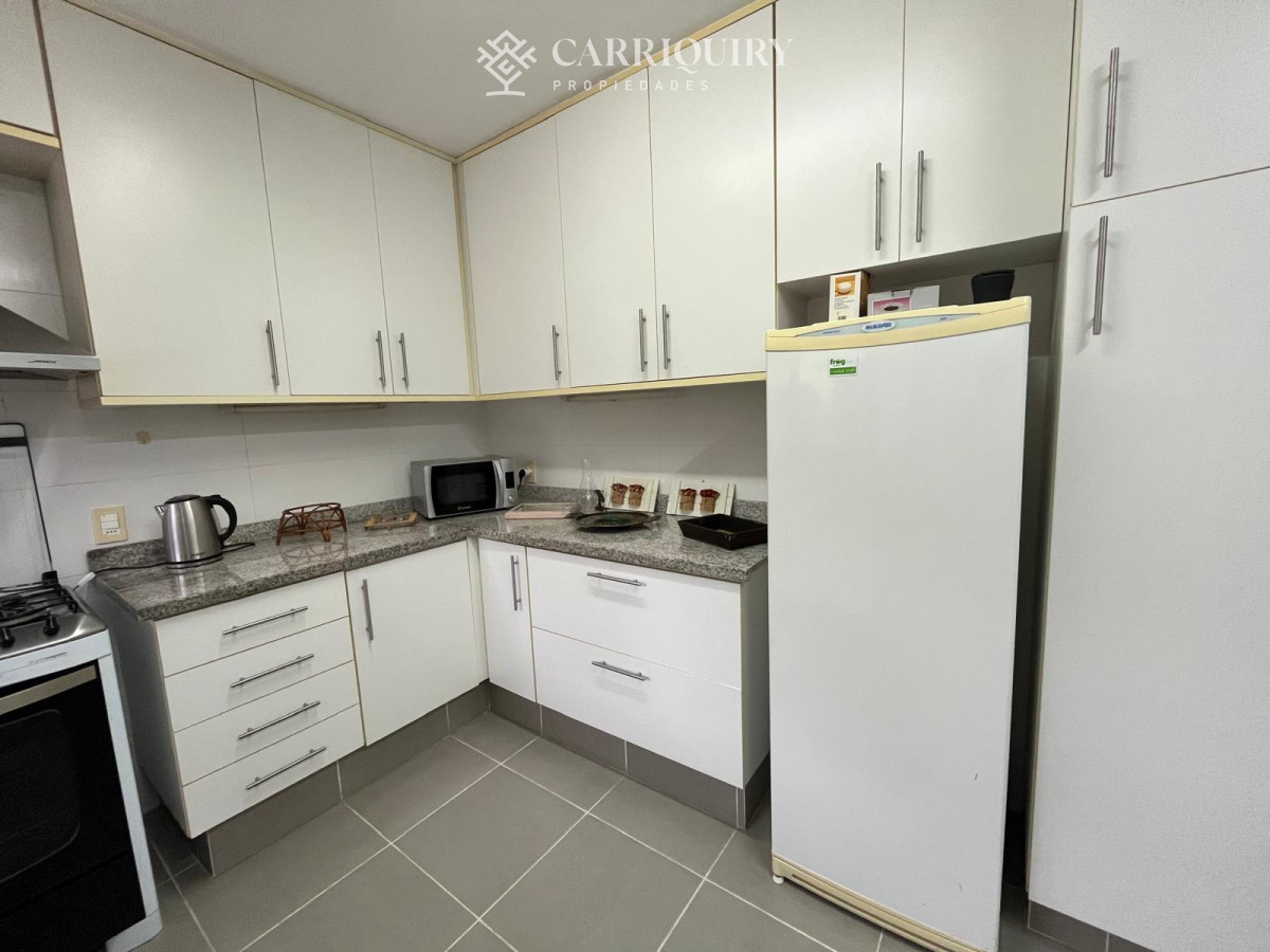 Casa ID.10276/Casa-de-4-Dormitorios--Alquiler-de-Verano--Punta-del-Este--El-Faro- - Espectacular casa en zona privilegiada de Punta del Este