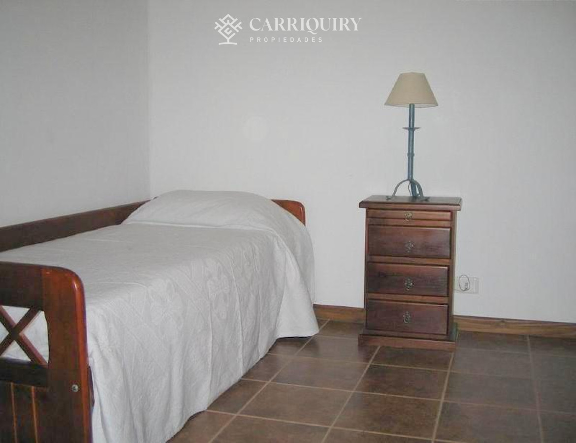 Casa ID.6887/Alquiler-temporal-cómoda-casa-con-lindo-entorno - Casa amplia ideal para estar en familia, a pocos metros del mar