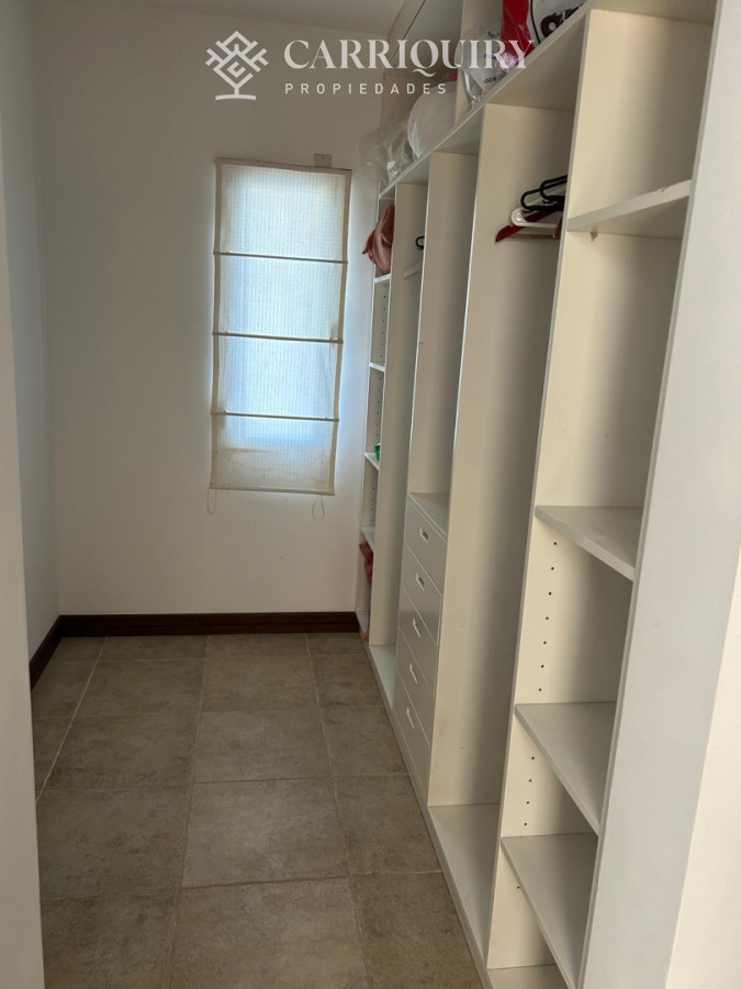 Casa ID.5094/Casa-en-venta-y-alquiler.-4-dormitorios-en-Playa-Brava--Punta-del-Este - Alquiler Temporario Casa 5 dormitorios y dependencia en Rincon del indio, Punta del Este