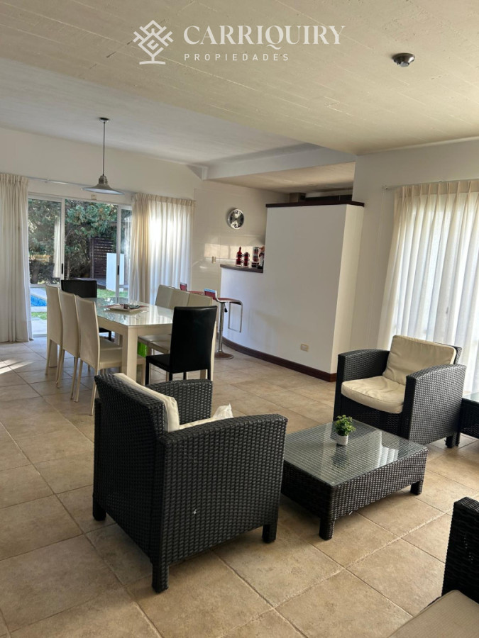 Casa ID.5094/Casa-en-venta-y-alquiler.-4-dormitorios-en-Playa-Brava--Punta-del-Este - Alquiler Temporario Casa 5 dormitorios y dependencia en Rincon del indio, Punta del Este