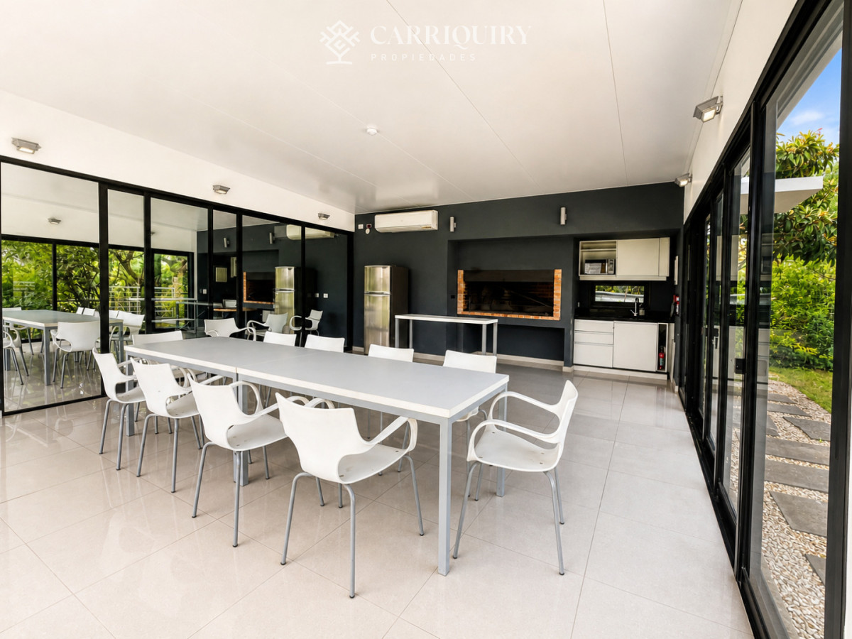 Apartamento ID.9961 - Edificio Tiziano- Viví o invertí en Playa Mansa: 2 dormitorios con excelente ubicación.REF:9256