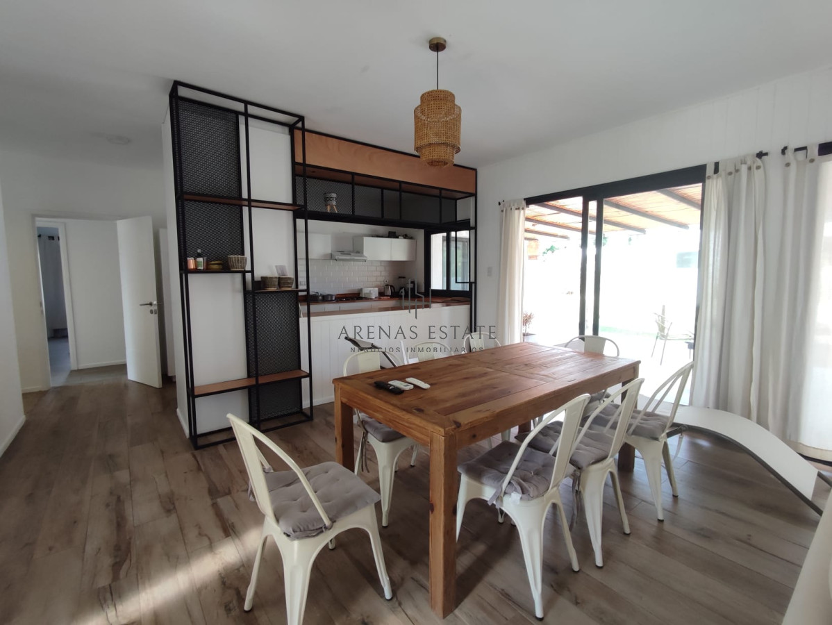 Casa ID.3439 - Hermosa casa en barrio privado de Punta del Este .Ref:7017