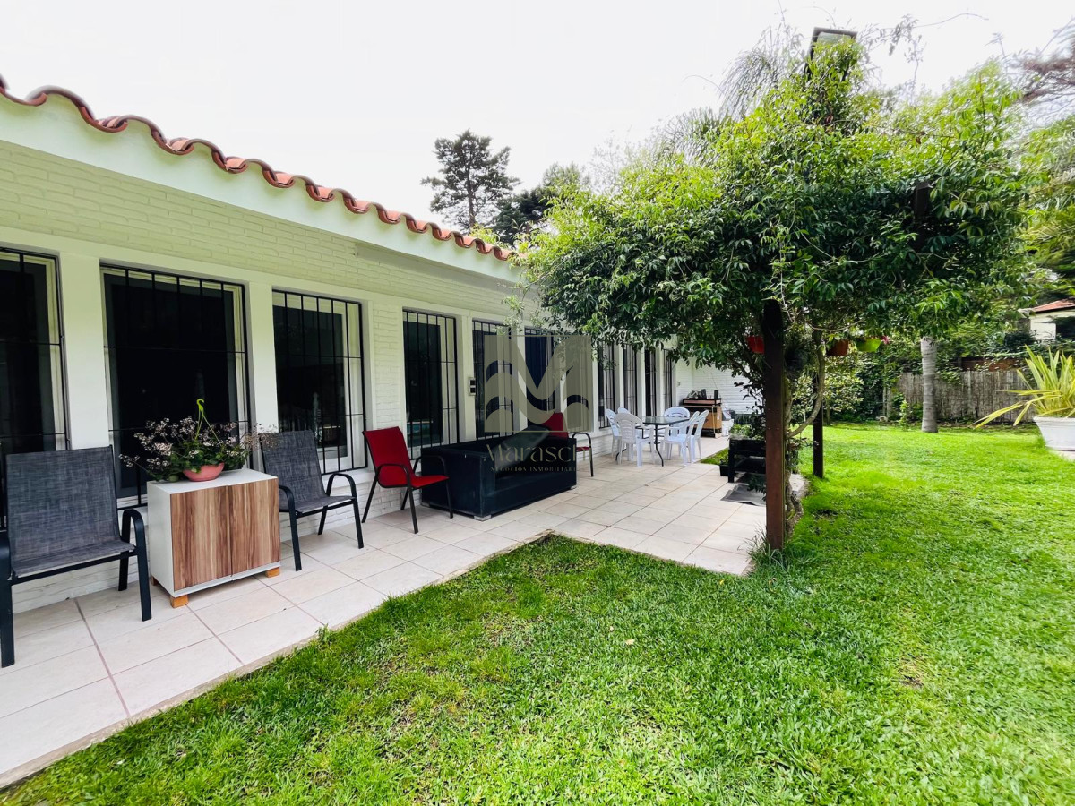 Casa ID.604 - HERMOSA CASA EN LA MANSA CON PISCINA CLIMATIZADA. REF: 8088