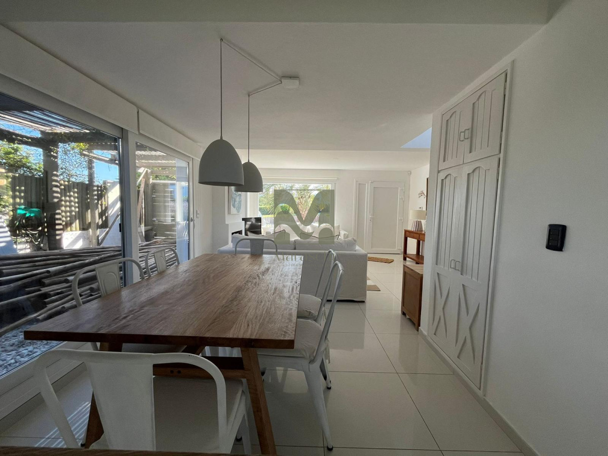 Casa ID.607 - Hermosa casa en Montoya, a solo pasos de la playa Ref.5451