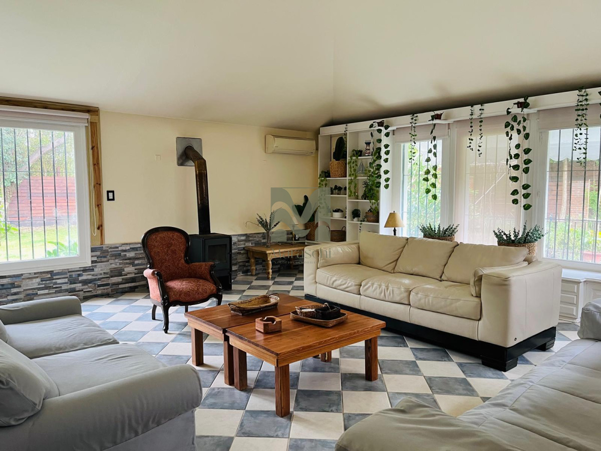 Casa ID.604 - HERMOSA CASA EN LA MANSA CON PISCINA CLIMATIZADA. REF: 8088