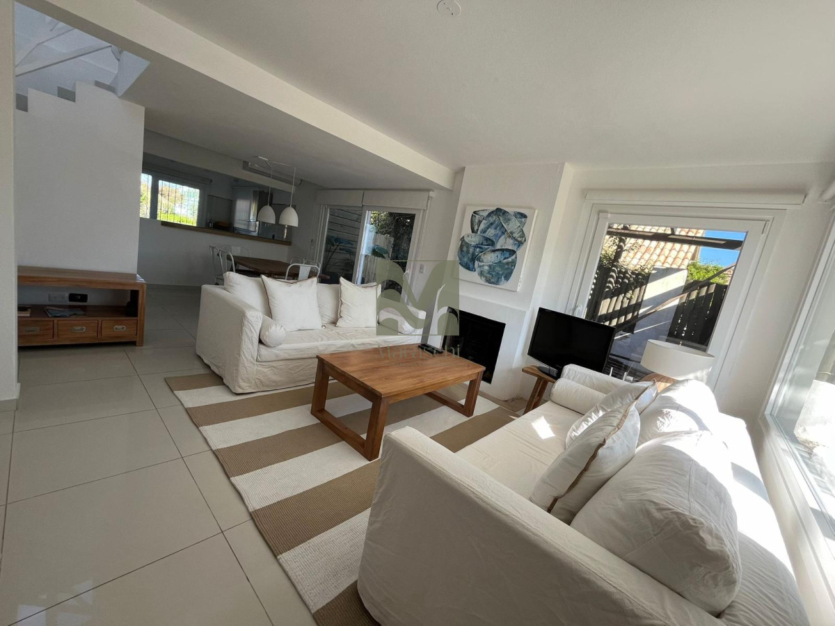 Casa ID.607 - Hermosa casa en Montoya, a solo pasos de la playa Ref.5451