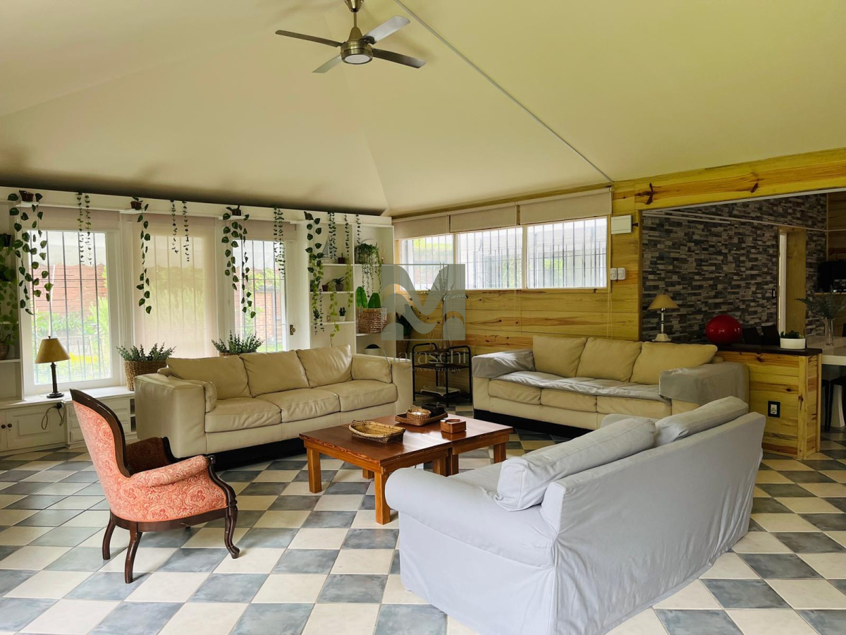 Casa ID.604 - HERMOSA CASA EN LA MANSA CON PISCINA CLIMATIZADA. REF: 8088