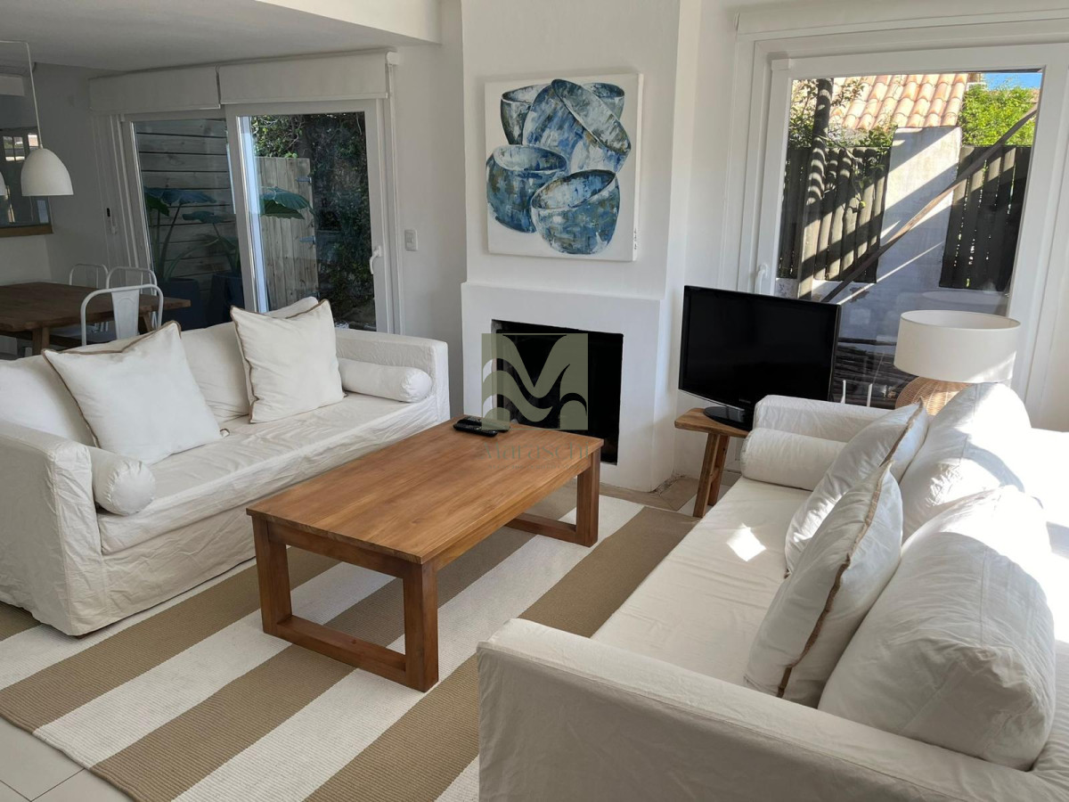 Casa ID.607 - Hermosa casa en Montoya, a solo pasos de la playa Ref.5451