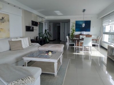 ESPECTACULAR DEPTO EN TORRE LOBOS CON VISTA AL MAR. REF: 7124 - IMD7124A