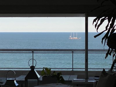 ESPECTACULAR DEPTO EN TORRE LOBOS CON VISTA AL MAR. REF: 7124 - IMD7124A