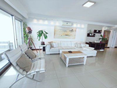 ESPECTACULAR DEPTO EN TORRE LOBOS CON VISTA AL MAR. REF: 7124 - IMD7124A