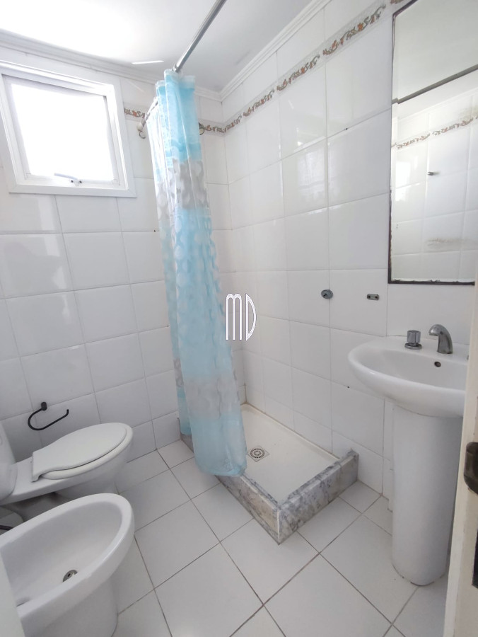 Apartamento ID.7630 - Hermoso apartamento frente al mar con todos los servicios. REF: 7630