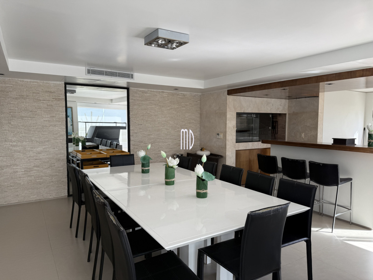 Apartamento ID.9025 - Hermoso Apto Frente Al Mar REF:9025