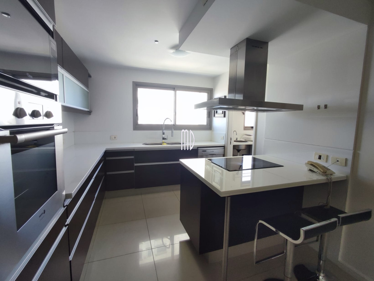 Apartamento ID.5819 - Expectacular departamento en Playa Brava