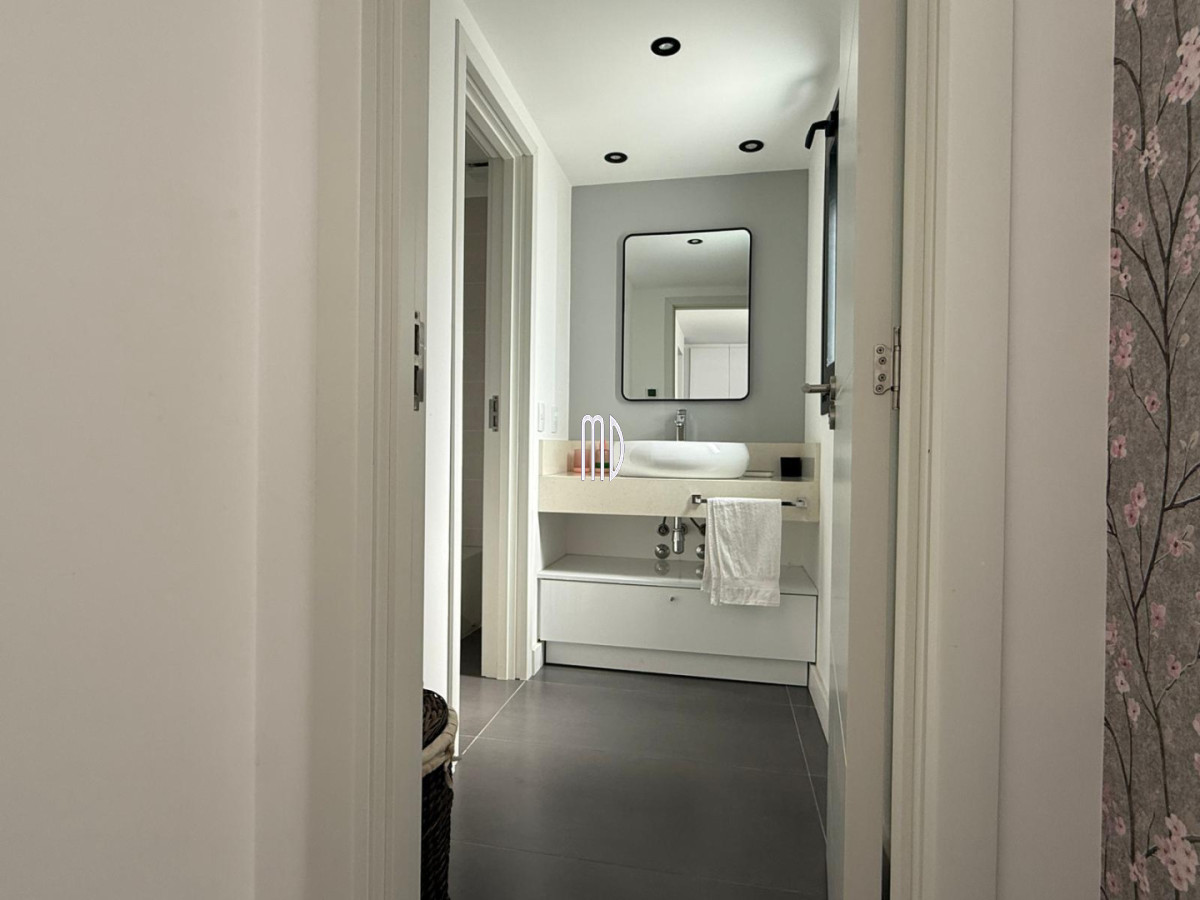 Apartamento ID.9150 - Penthouse frente al mar con terraza exclusiva, jacuzzi y vista única en Península 🌊