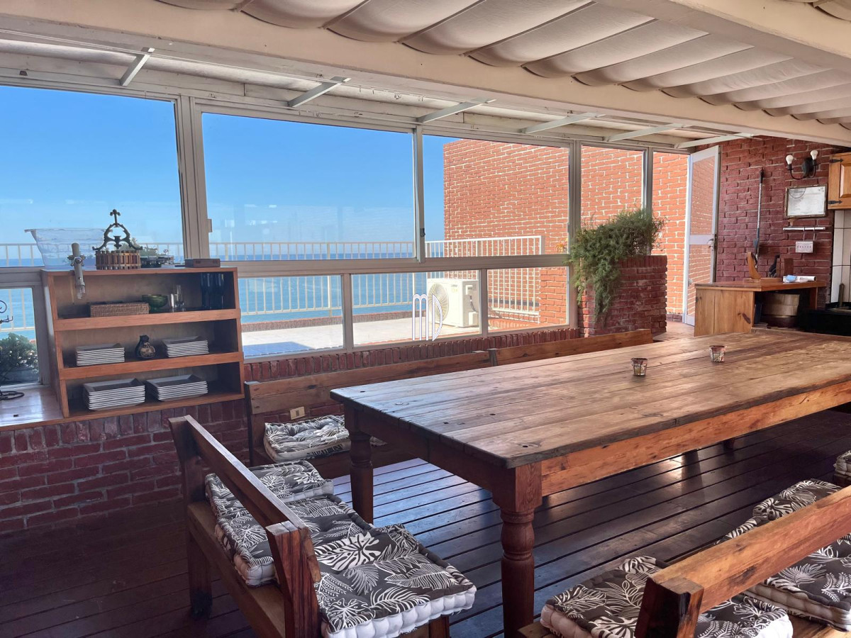 Apartamento ID.6303 - Exclusivo Penthouse en Península con Vista Panorámica al Mar. REF: 6303