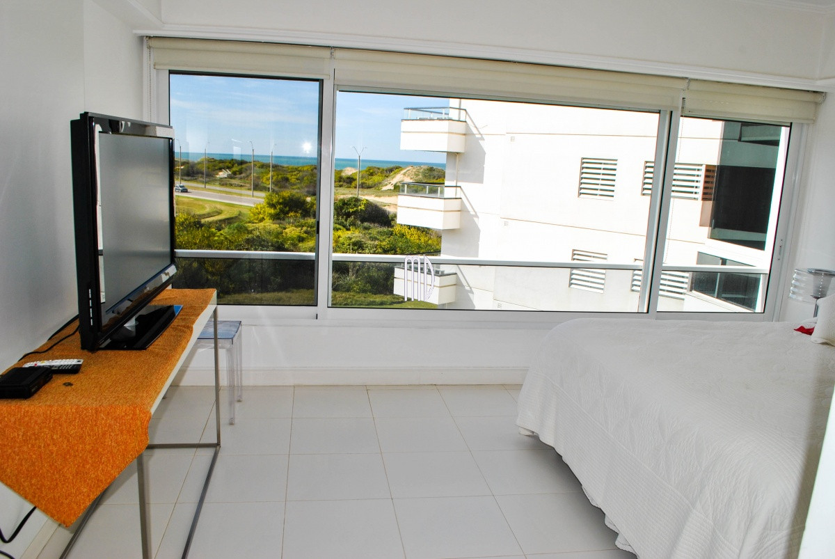 Apartamento ID.7060 - Hermoso apartamento frente al mar en la brava ref: 7060