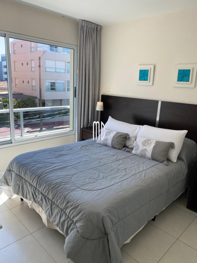 Apartamento ID.8151 - MUY LINDO APTO EN PENINSULA. REF: 8151