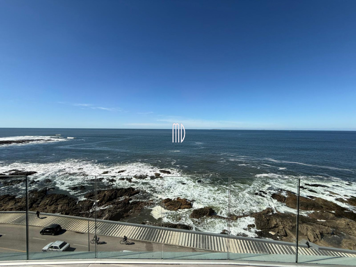 Apartamento ID.9150 - Penthouse frente al mar con terraza exclusiva, jacuzzi y vista única en Península 🌊