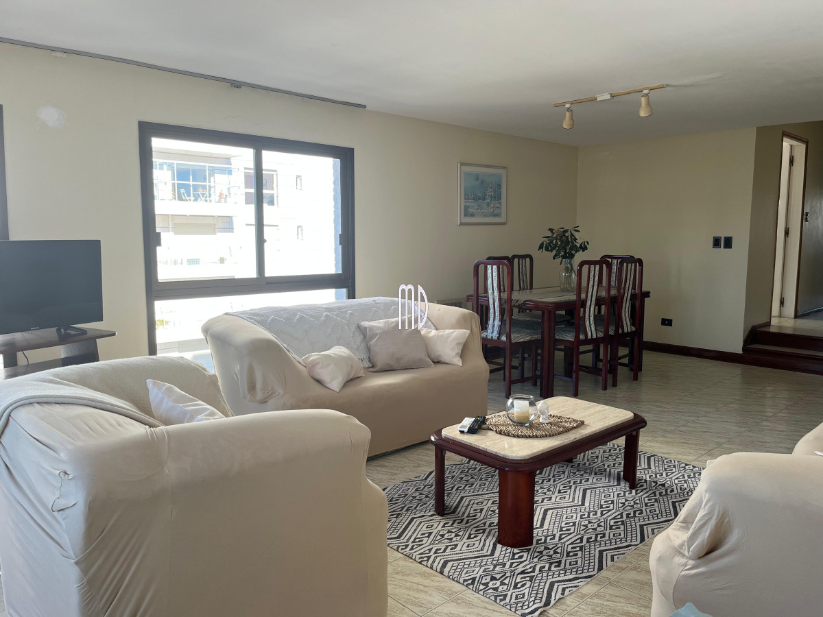 Aidy Grill - GoPunta - Portal Inmobiliario de Punta del Este - Maldonado