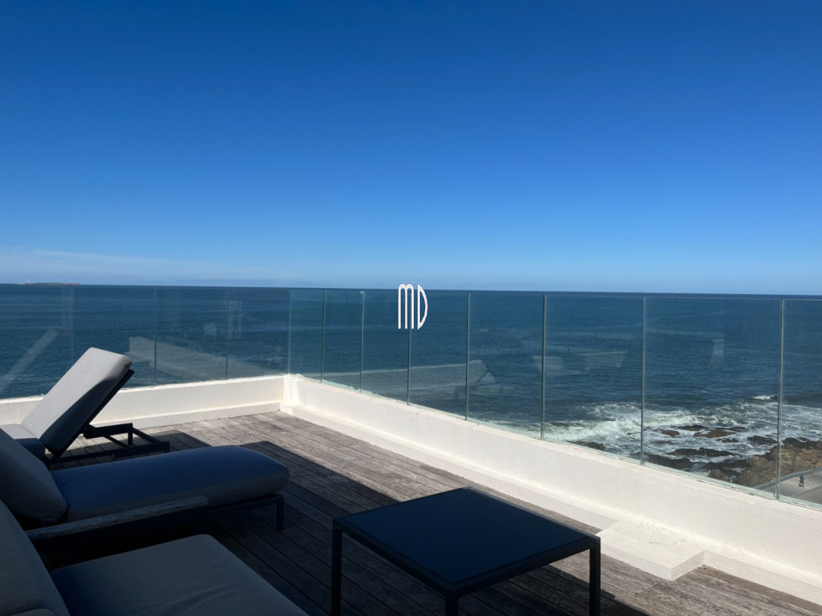 Apartamento ID.9150 - Penthouse frente al mar con terraza exclusiva, jacuzzi y vista única en Península 🌊