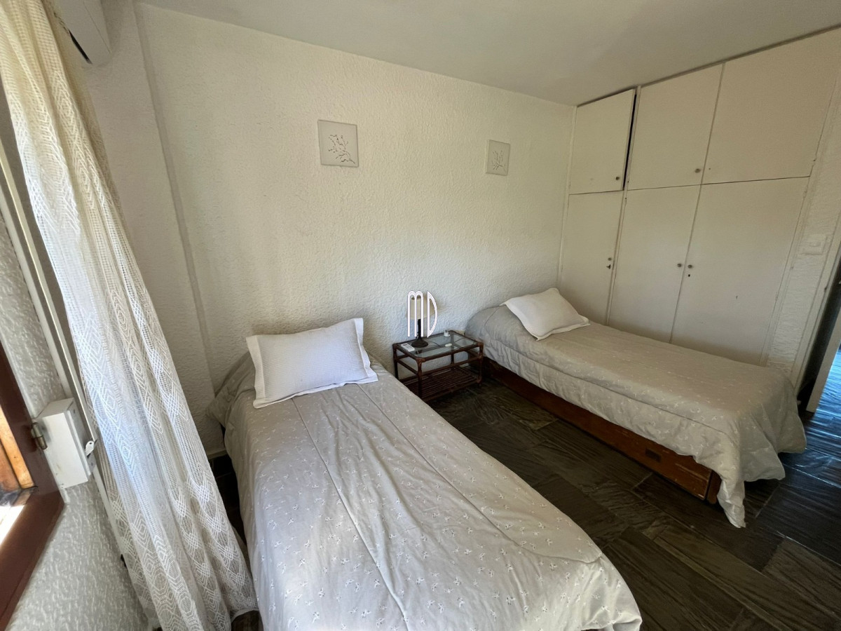 Apartamento ID.5897 - Hermoso apartamento primera linea a la playa, parada 6 de la brava