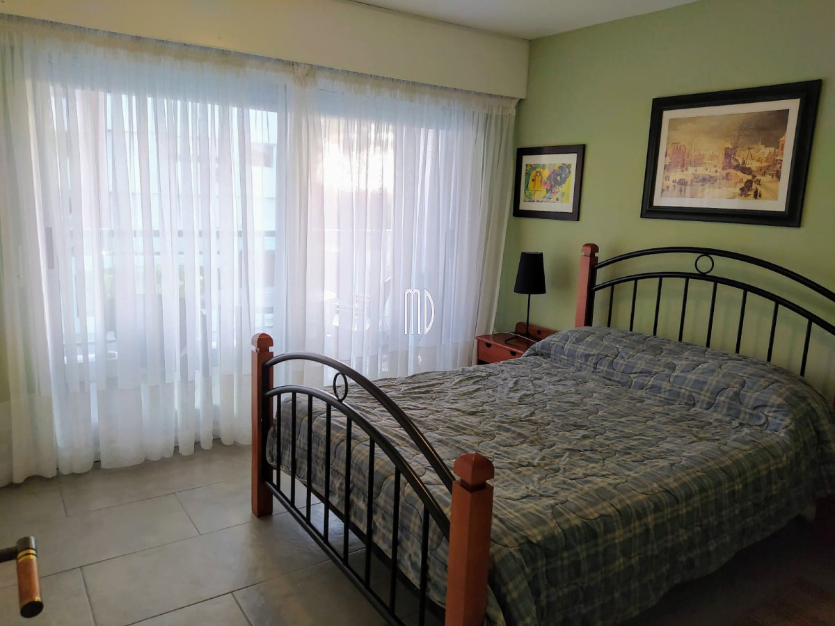 Apartamento ID.5923 - Muy lindo apartamento en punta del este, con muy buenas comodidades .Ref :5923