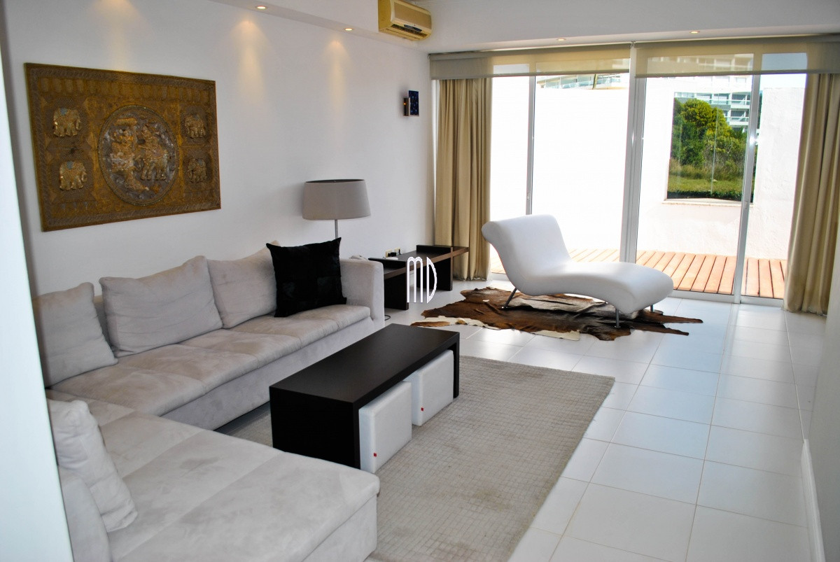 Apartamento ID.7061 - Espectacular penthouse en la brava primera linea 6 dormitorios. REF:7061