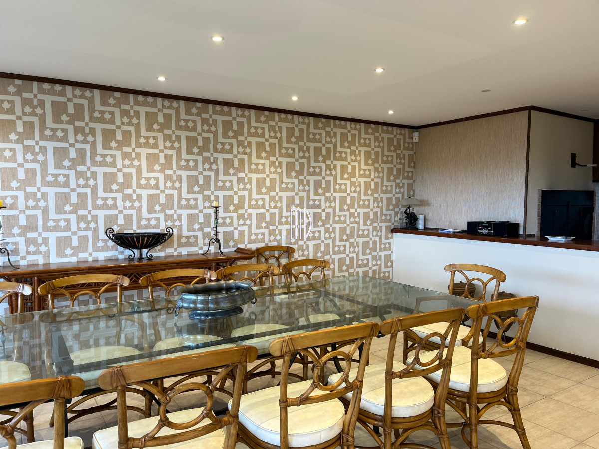 Apartamento ID.8277 - Apartamento frente a la playa Brava. Ref (8277)