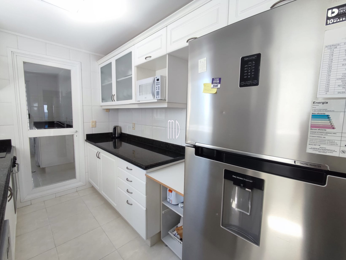 Apartamento ID.7630 - Hermoso apartamento frente al mar con todos los servicios. REF: 7630