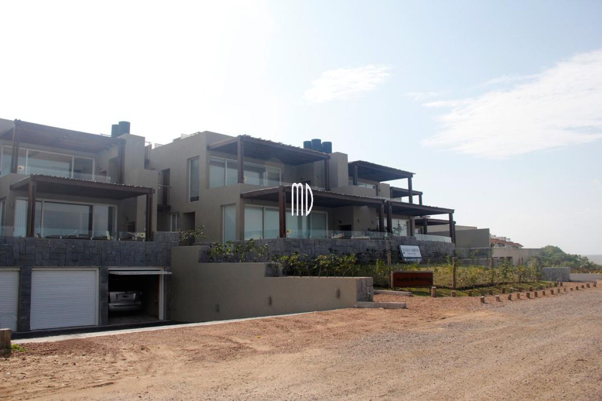 Apartamento ID.5651 - Espectacular apartamento a metros del mar. REF:5651