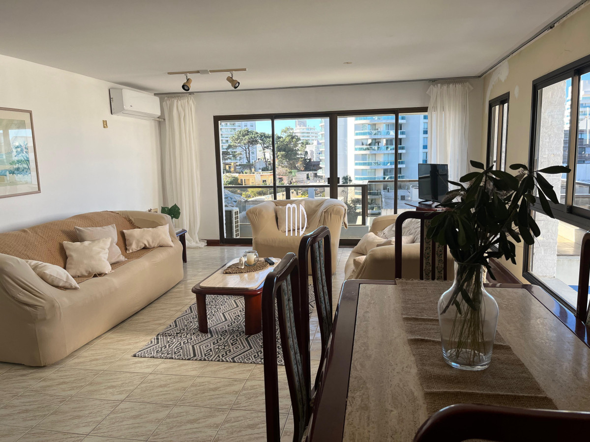 Aidy Grill - GoPunta - Portal Inmobiliario de Punta del Este - Maldonado