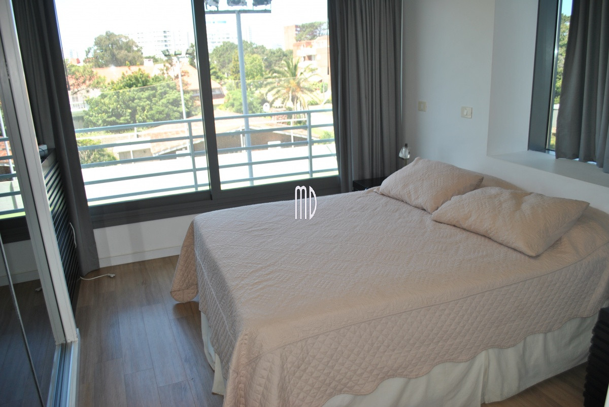 Apartamento ID.7227 - Hermoso departamento 3 dormitorios en suites, 