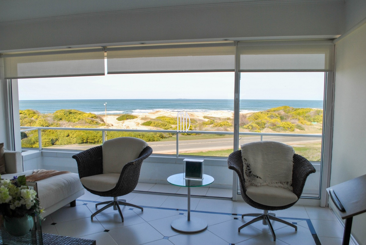 Apartamento ID.7061 - Espectacular penthouse en la brava primera linea 6 dormitorios. REF:7061