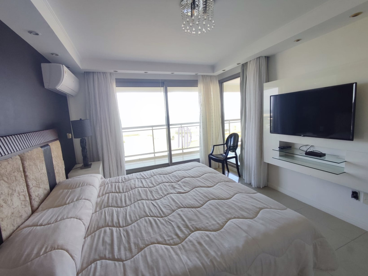 Apartamento ID.5819 - Expectacular departamento en Playa Brava