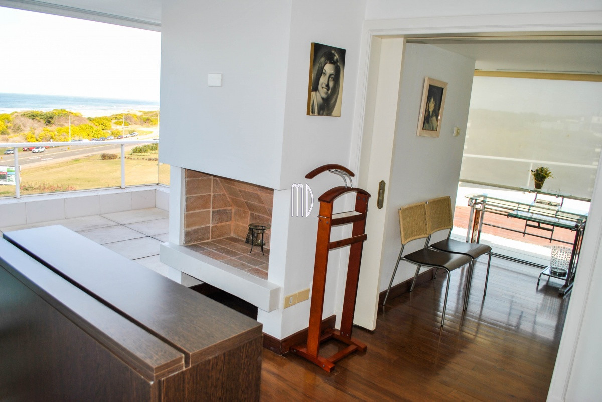 Apartamento ID.7061 - Espectacular penthouse en la brava primera linea 6 dormitorios. REF:7061