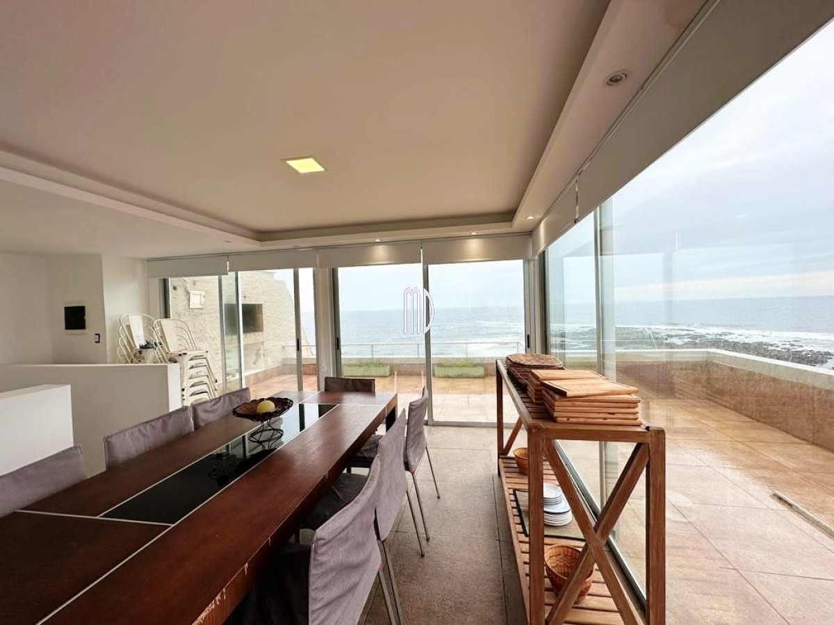 Apartamento ID.7830 - Muy lindo apartamento en Punta Vapor frente al mar. REF(7830) 