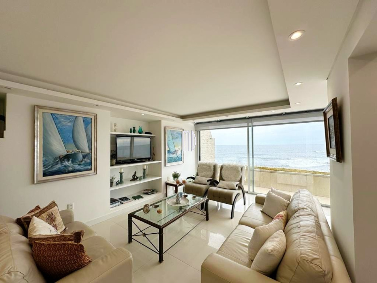 Apartamento ID.7830 - Muy lindo apartamento en Punta Vapor frente al mar. REF(7830) 