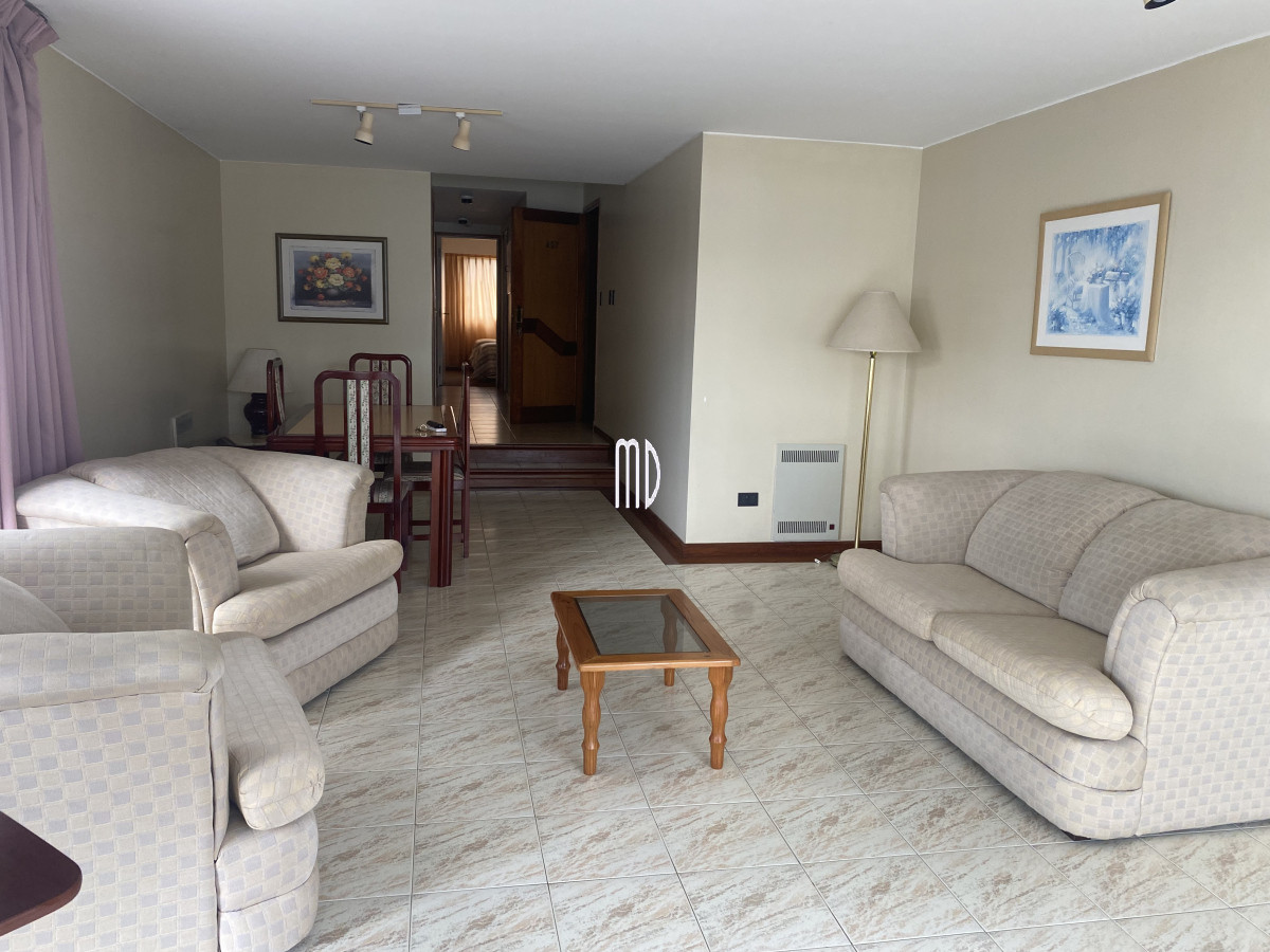 Departamento en alquiler anual. Ref 8265 - IMD8265A
