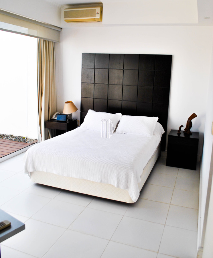 Apartamento ID.7061 - Espectacular penthouse en la brava primera linea 6 dormitorios. REF:7061